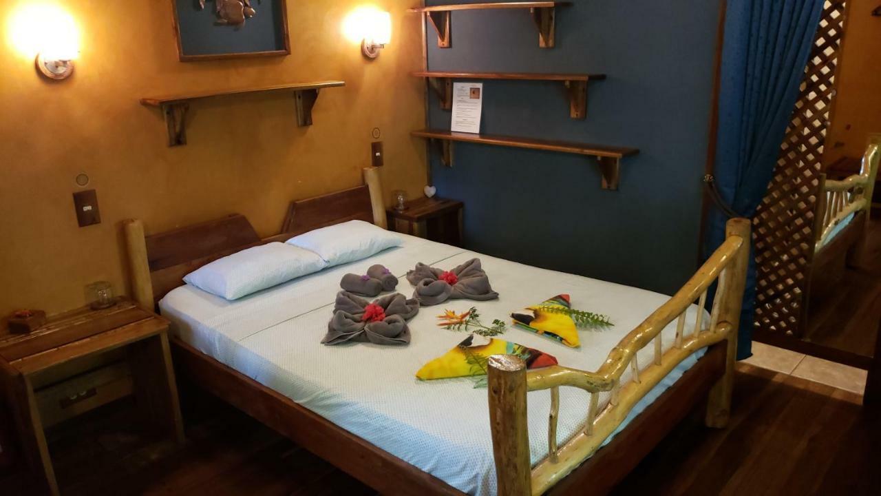 Korrigan Lodge Cahuita Bagian luar foto